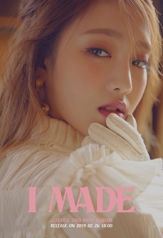 ファッションデザイナー gidle (G)I-DLE ミンニ トレカ 継続特典 日本