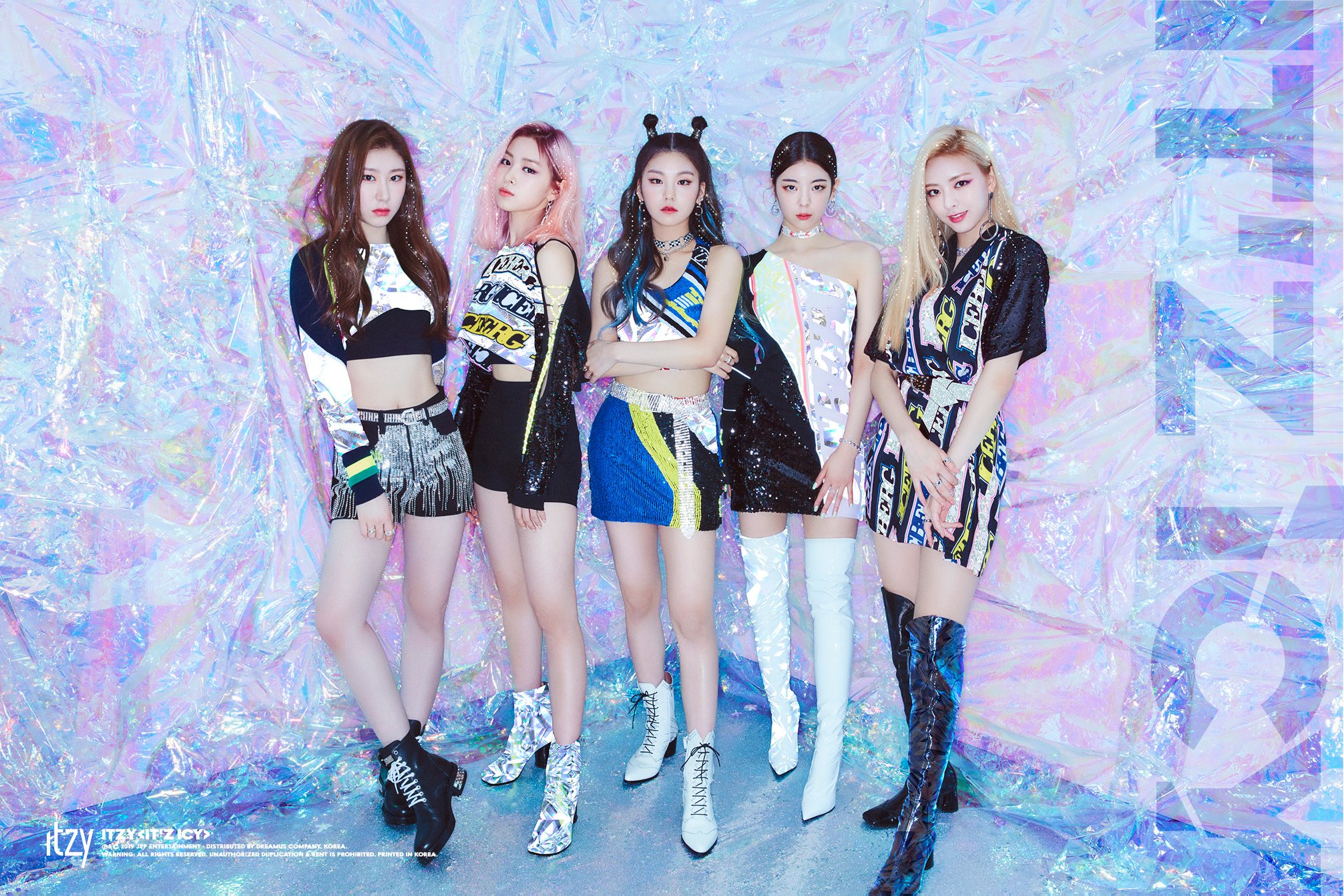 Itzy Icy 衣装 ヘアメイクまとめ